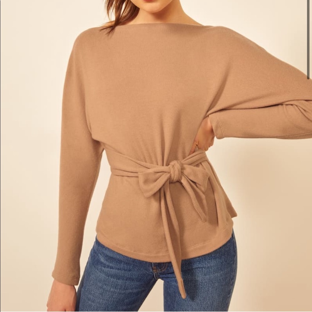 Reformation Aly top